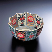 Inner & Outer Camellia Flower Pattern, Swordtip Bowl