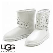 UGG CLASSIC SHORT FLORA STERLING (银色)/ 雪靴/ 女装, 童装