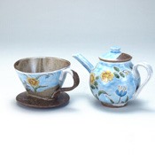 Teapot & Dripper, Flowers in 3 Colors