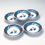 Size 5 Plate Set Fine Pattern Boy in Traditional Chinese Dress 