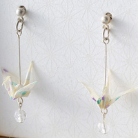 Crane Pierced Earrings #07 Cherry Blossom, White