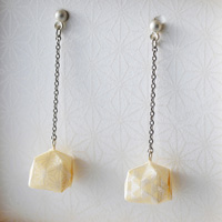 Balloon Pierced Earrings #04 Japanese Pattern, White