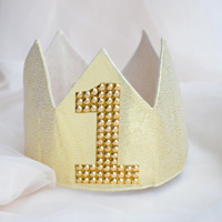 BB Birthday Crown, Reversible, Natural w/Emblem