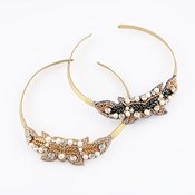 MAYGLOBE by Tribaluxe, Bijoux Embroidery Motif Neck Cuff