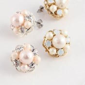 MAYGLOBE Veil, Cotton Pearl Bijoux Flower Motif Earrings