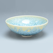 花結晶 平茶碗 (縹)（淡藍色）