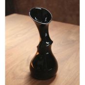 chiku Hitofushi Vase (Black Glaze)