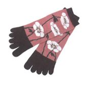 KUROCHIKU Japanese-Style Toe Socks - Field Poppy