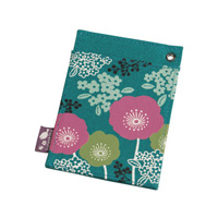Kurochiku Imadoki Cotton Cloth Pass Case, Field Poppy (Blue Green)