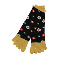 Kurochiku Culture Tabi Socks, 5-Toe, Field Poppy (Black)