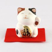 Lucky Calico Cat (To Bring Good Fortune)